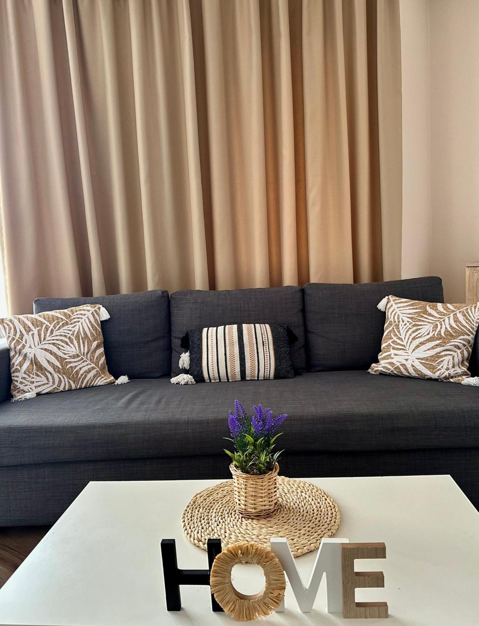 Appartamento Moonlight Charming Shelter - 3Br 180º Balcony View Gran Varadino Esterno foto