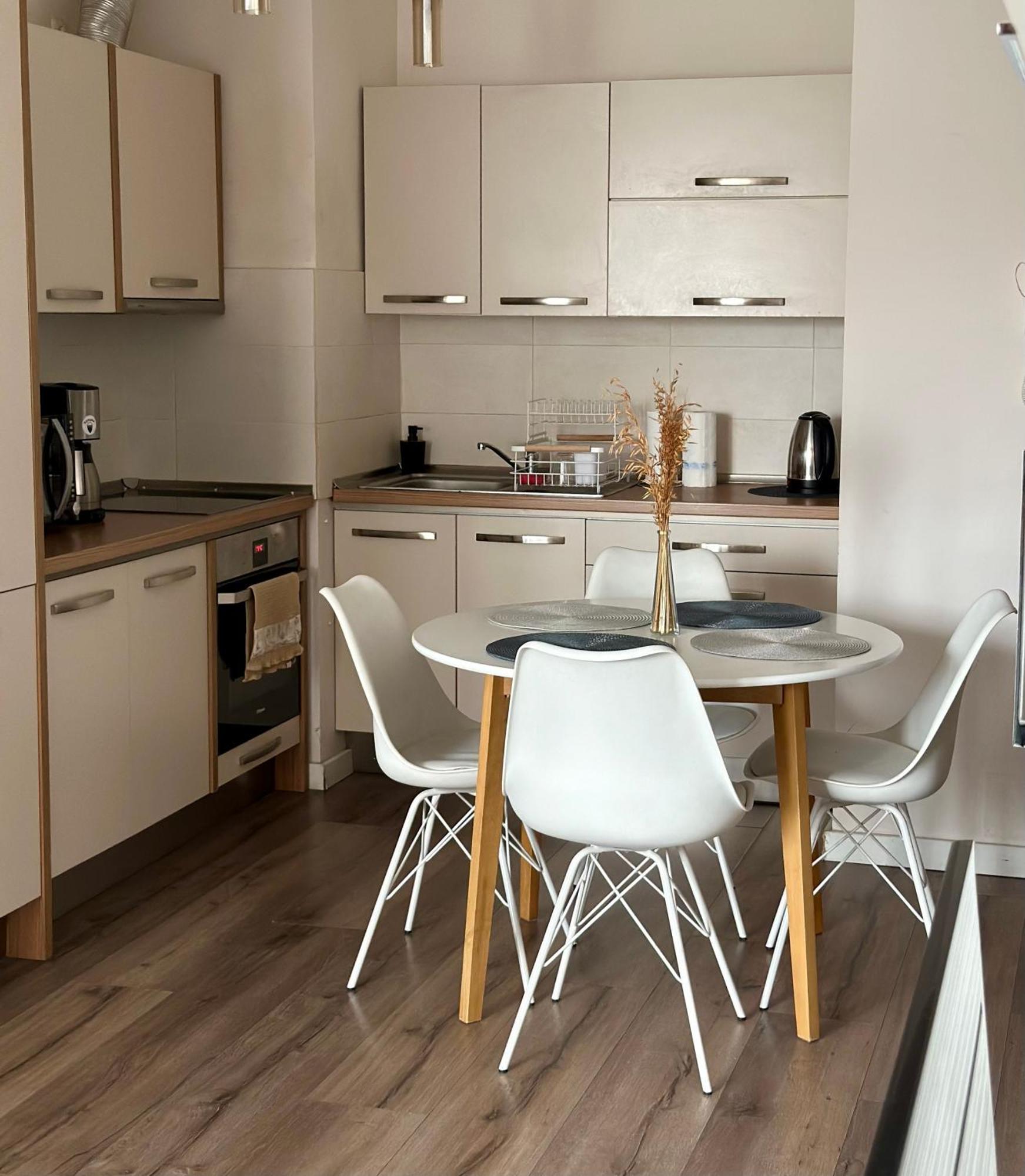 Appartamento Moonlight Charming Shelter - 3Br 180º Balcony View Gran Varadino Esterno foto